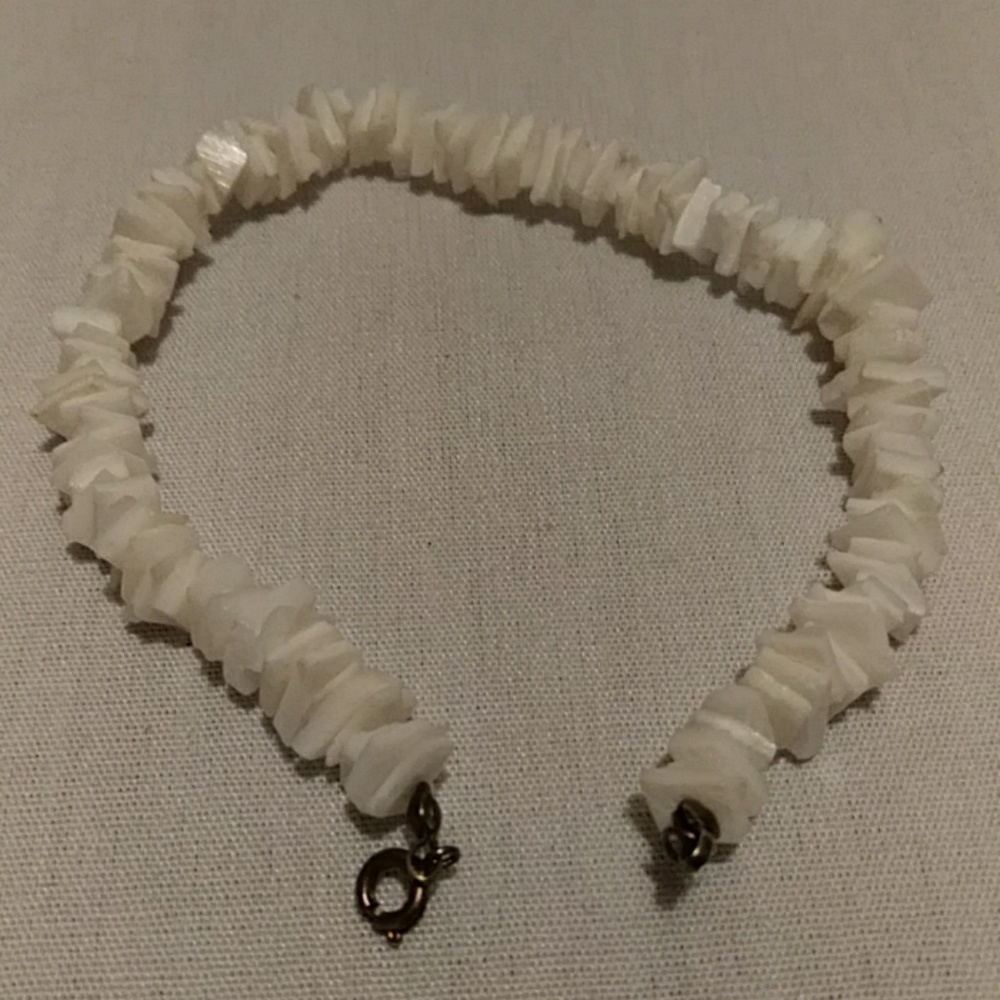 Hawaiian shell bracelet / anklet